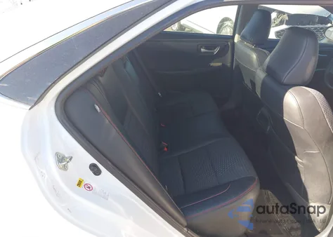 2015 Toyota Camry Se z USA, uszkodzony, nr VIN 4T1BF1FK4FU012056